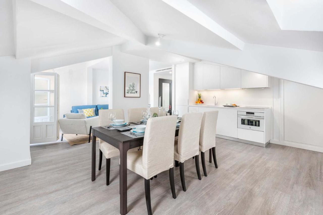 Merced Suites In Malaga By Solaga Holiday Homes Екстериор снимка