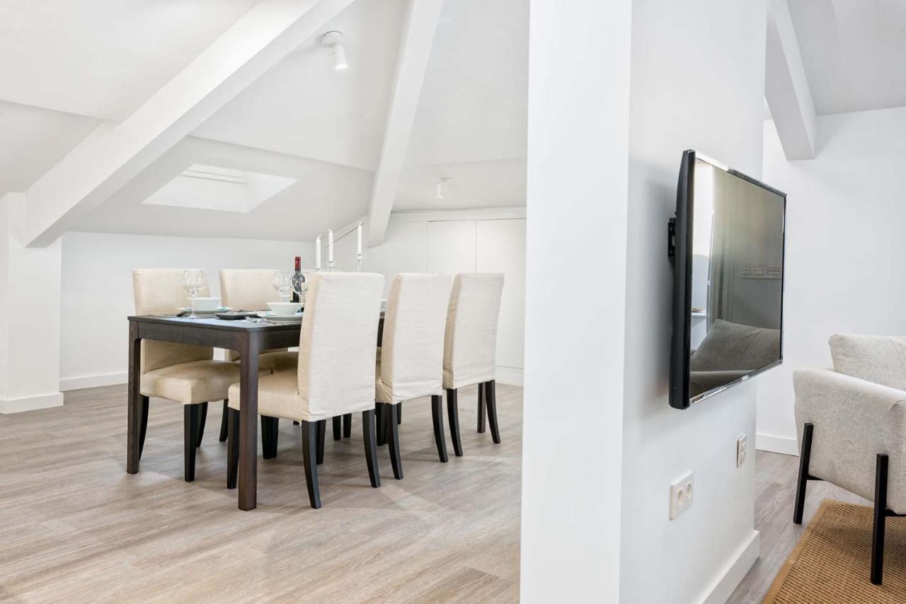 Merced Suites In Malaga By Solaga Holiday Homes Екстериор снимка