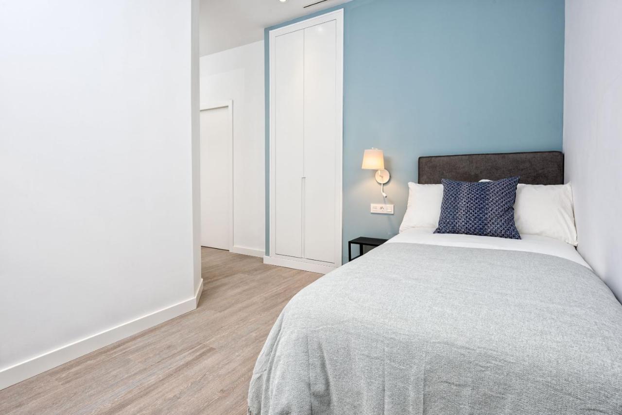 Merced Suites In Malaga By Solaga Holiday Homes Екстериор снимка