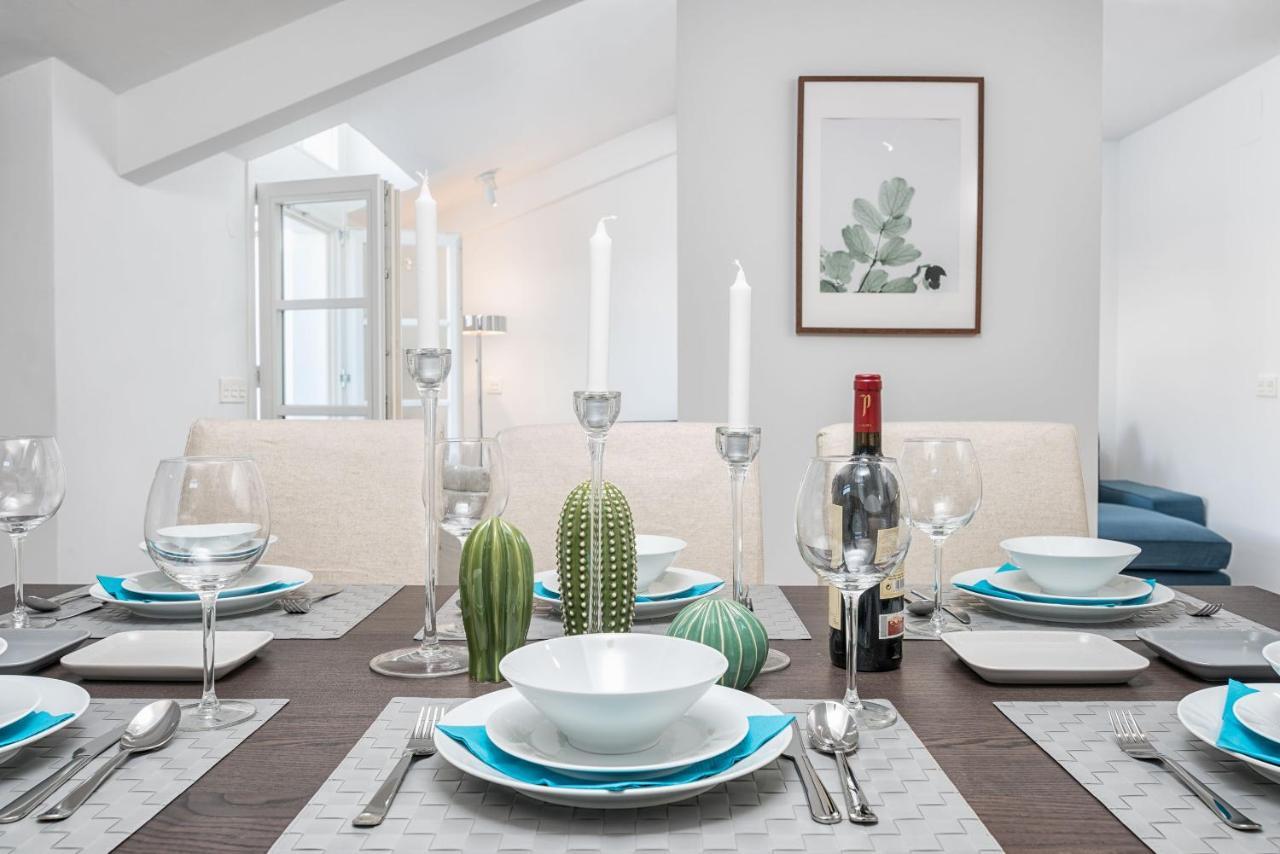 Merced Suites In Malaga By Solaga Holiday Homes Екстериор снимка